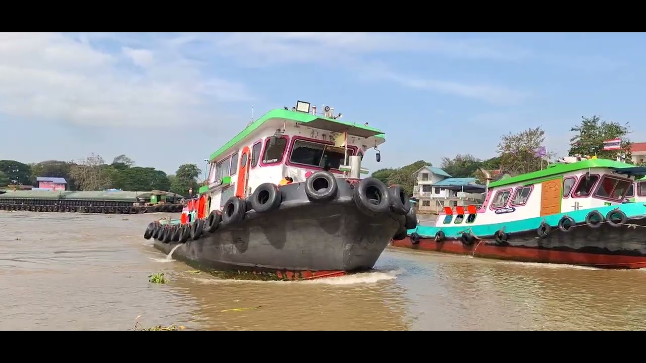 เรือโยง เรือลากจูง ดึงสินค้าทวนกระแสน้ำปีน้ำหลาก2568