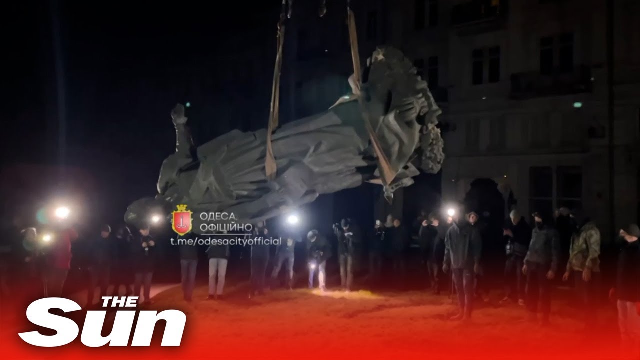 Odesa pulls down Catherine the Great statue to remove Russian Empress monument
