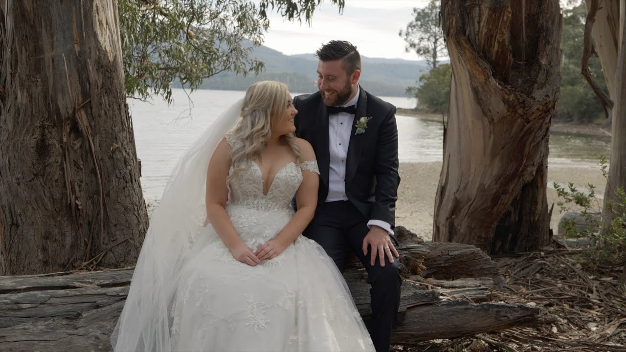 Willie Smiths Apple Shed Wedding, Tasmania