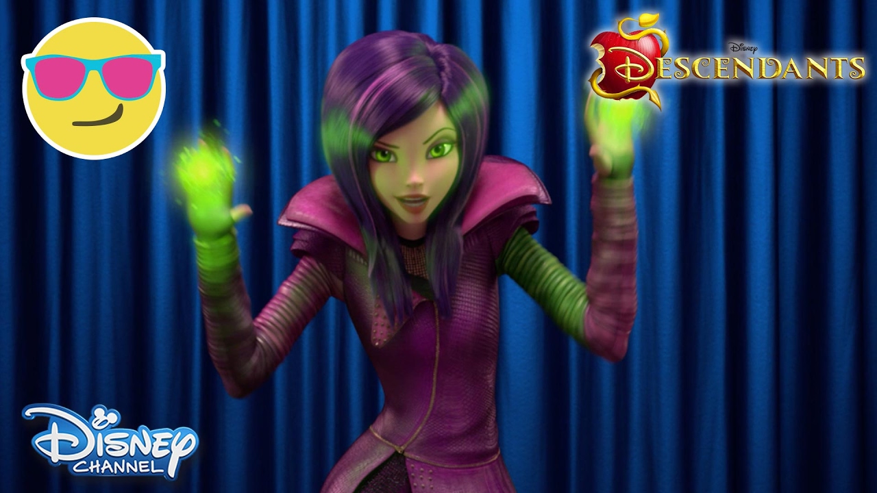 Descendants: Wicked World | Talking Heads | Disney Channel UK