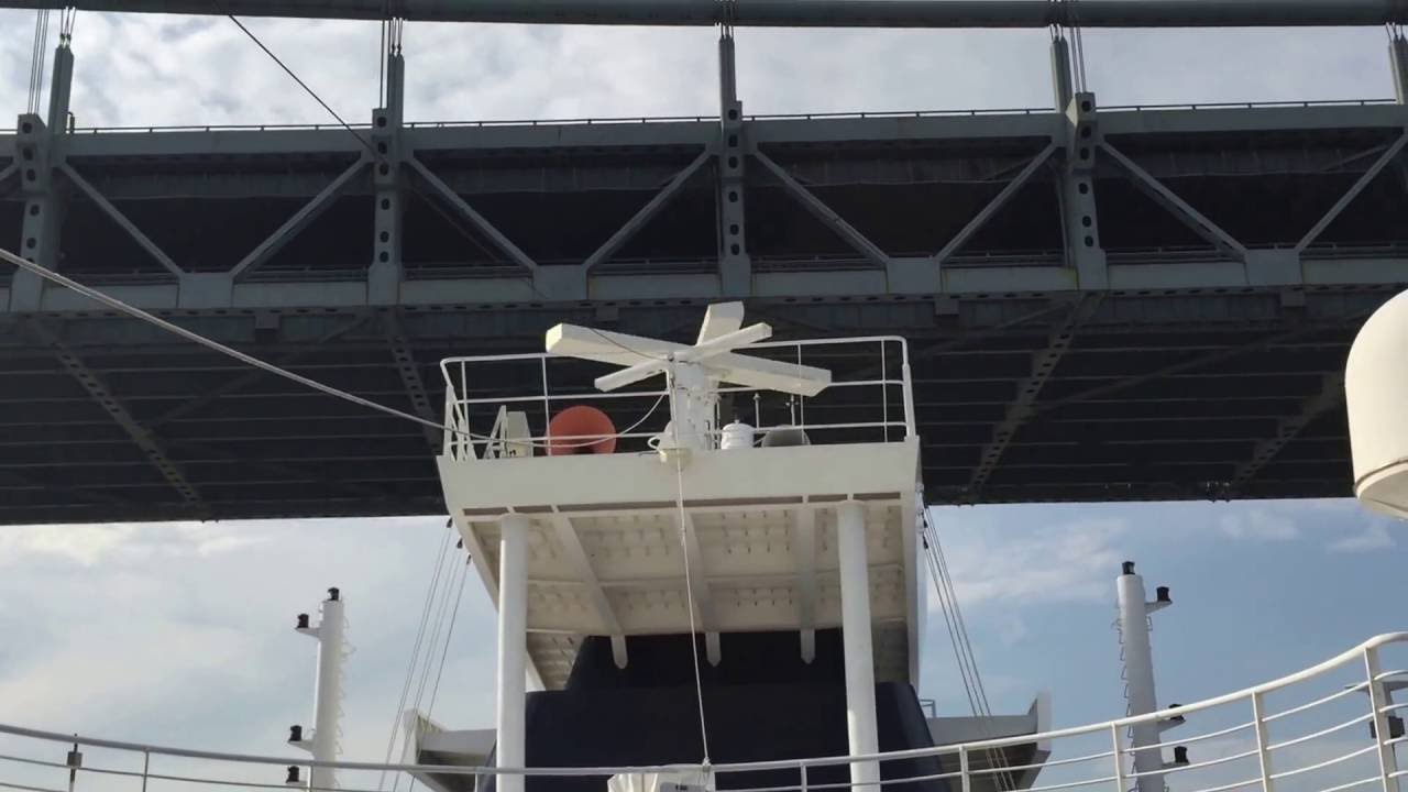 Celebrity Summit bridge horn - NJ to Bermuda 2015