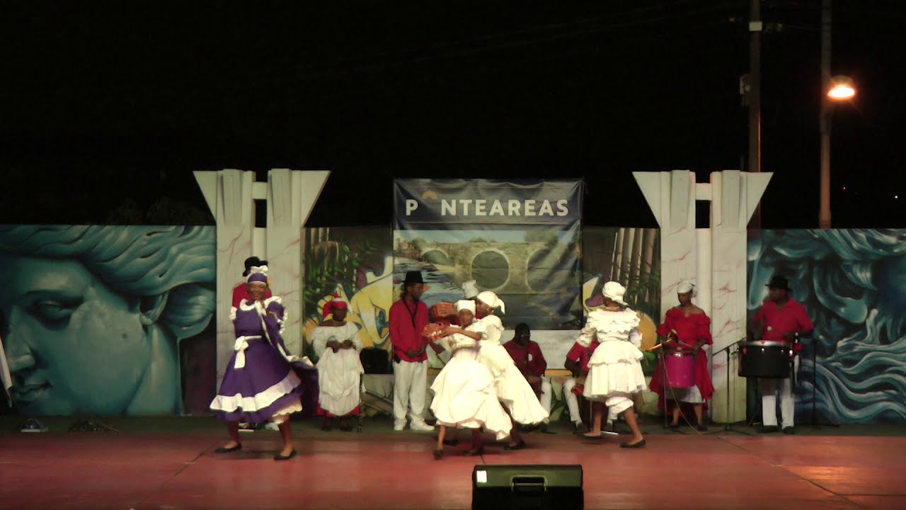 Martiniquese folk dance: Danse de tambour
