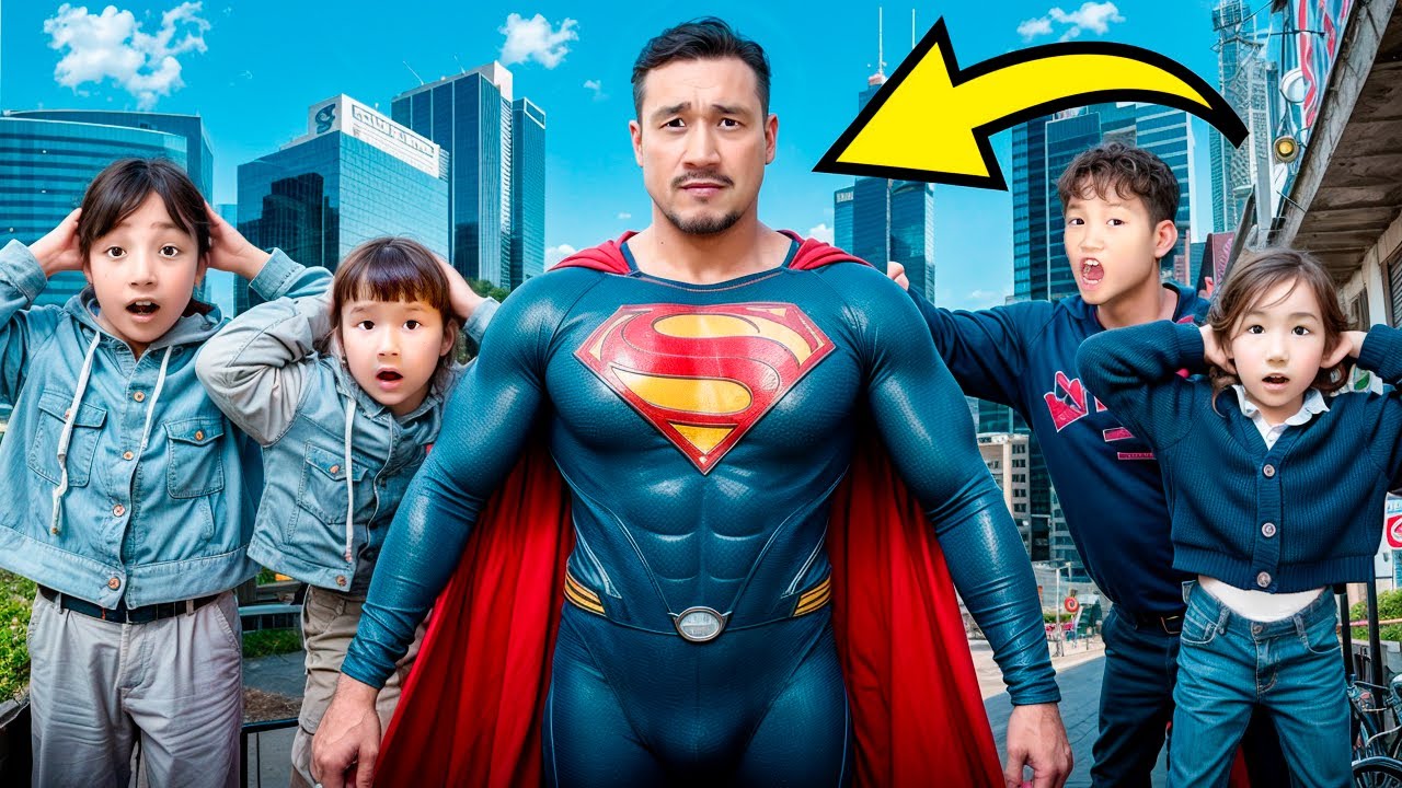 ПАПА СУПЕРМЭН БОЛЫП КЕТТІ🦸‍♂️ МИНИ-ФИЛЬМ🎥 ҮЙГЕ КЕЛГЕН ҰРЫЛАРДЫ ҰСТАП АЛДЫ👣👀