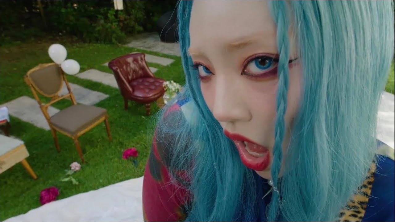 CHANMINA - Mirror (Official Music Video) -