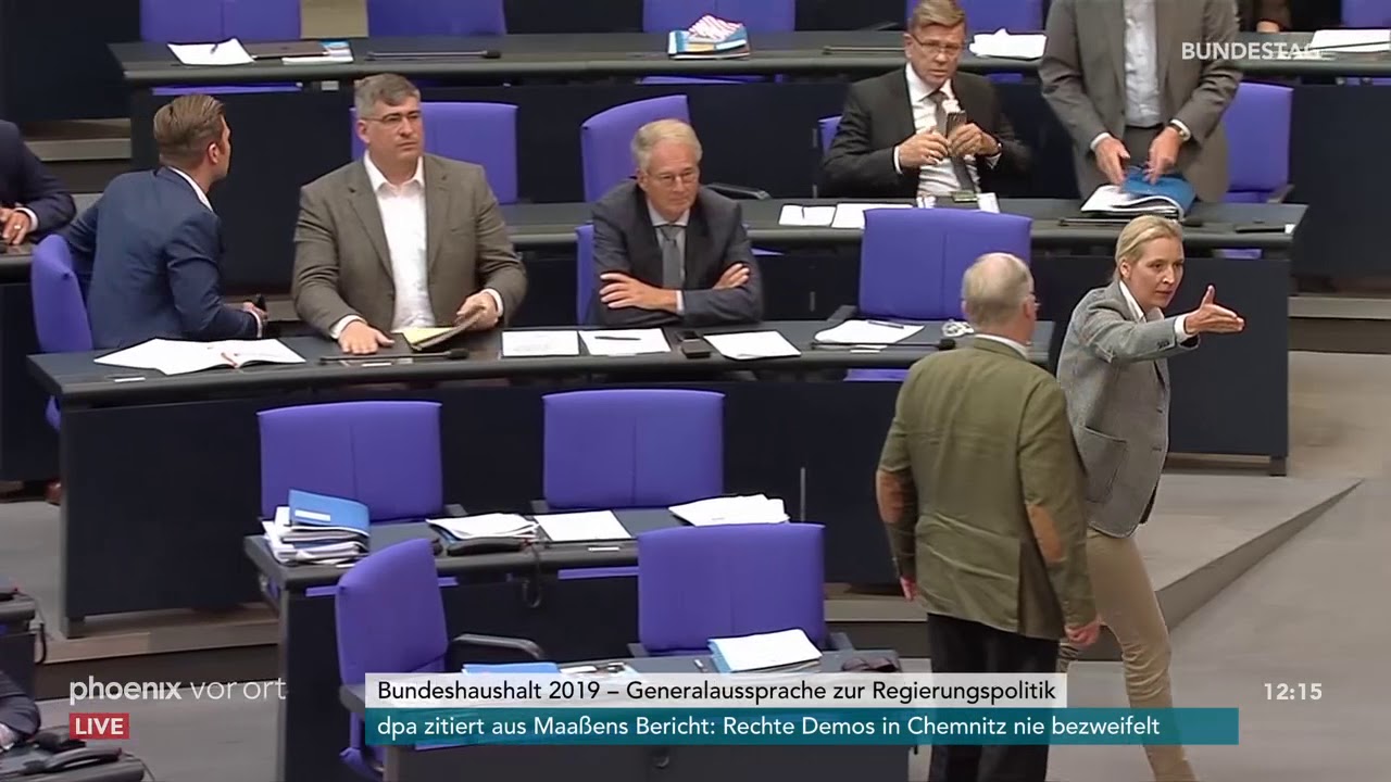AfD-Fraktion verlässt Bundestag bei Rede von Johannes Kahrs, SPD, am 12.09.18