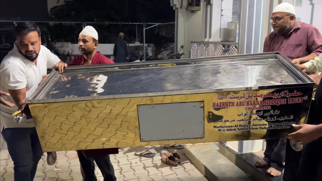 Dead Body Freezer Box Donated NRI Rizwan Khan to Madina Masjid - Qilla | Hz. Abubakar Siddique Trust