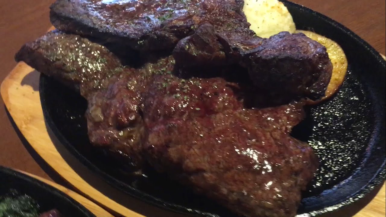 大食いチャレンジ→niju-kyuてステーキチャレンジを食べた。eating 9lb steaks.