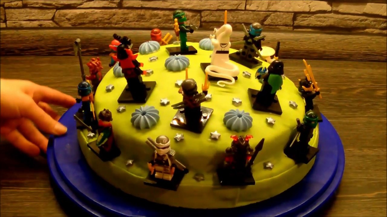 # Ninjago Torte. 2 in einem Geschenk und Torte. Super Idee