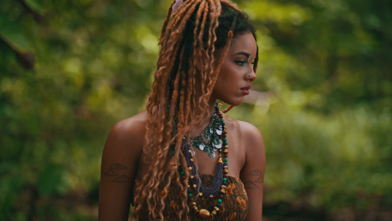 Illey, Jehza, Onyx Toca El Piano - Jueves (Official Video)