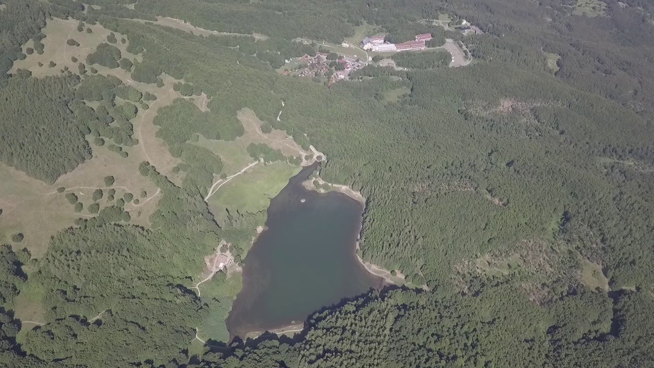 Ventasso laghi, Lago Calamone, Monte Ventasso