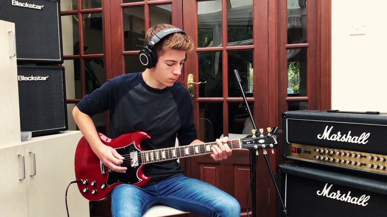 AC/DC Full Cover - THUNDERSTRUCK