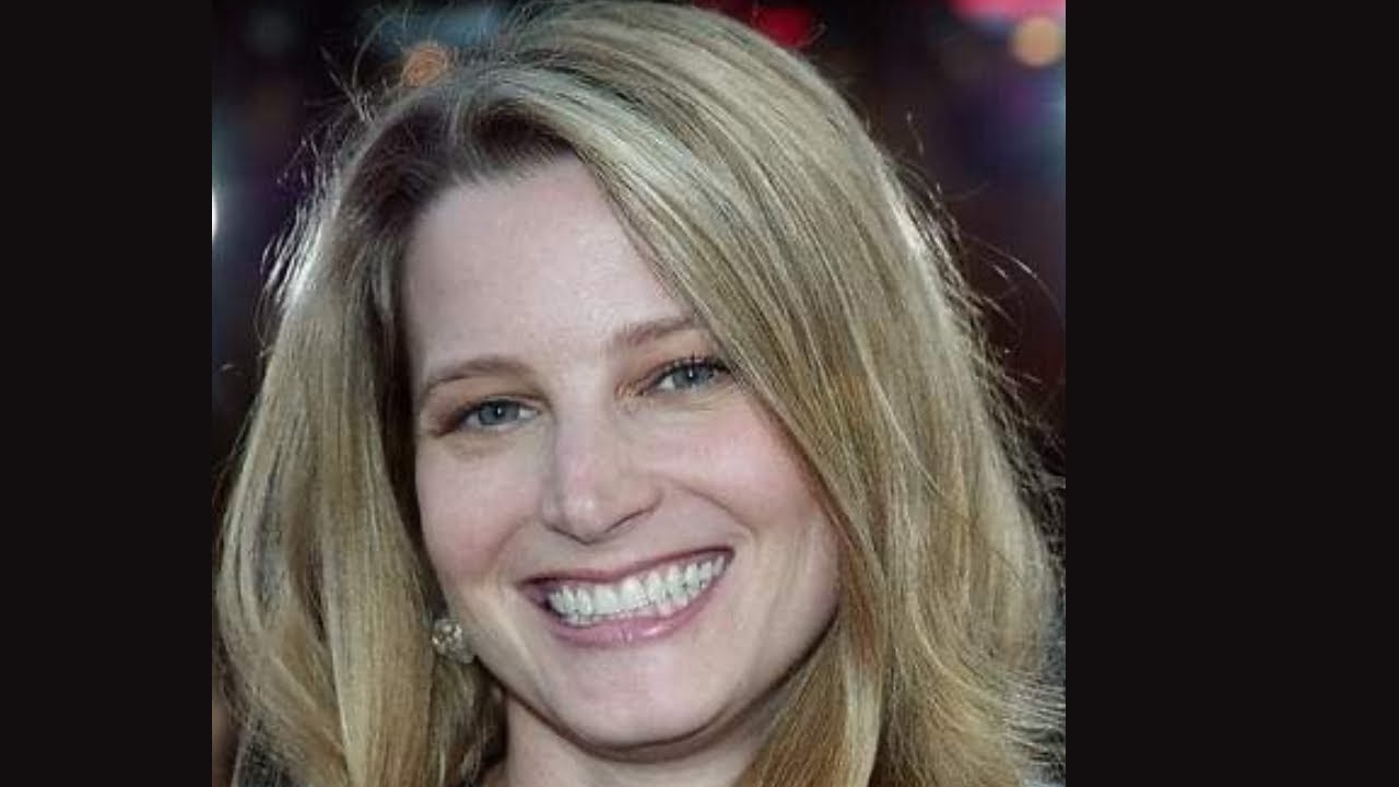 13 Sexy Photos of Bridget Fonda