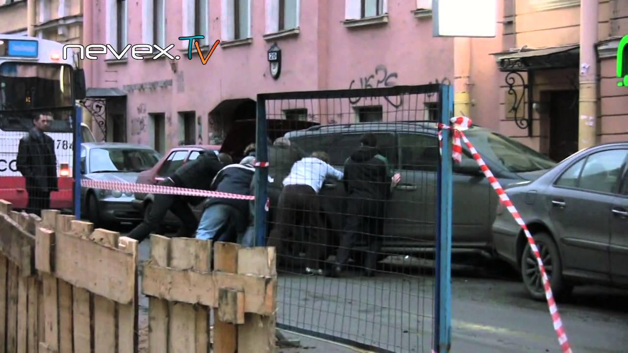 Джип Против Троллейбуса (из архива nevextv)