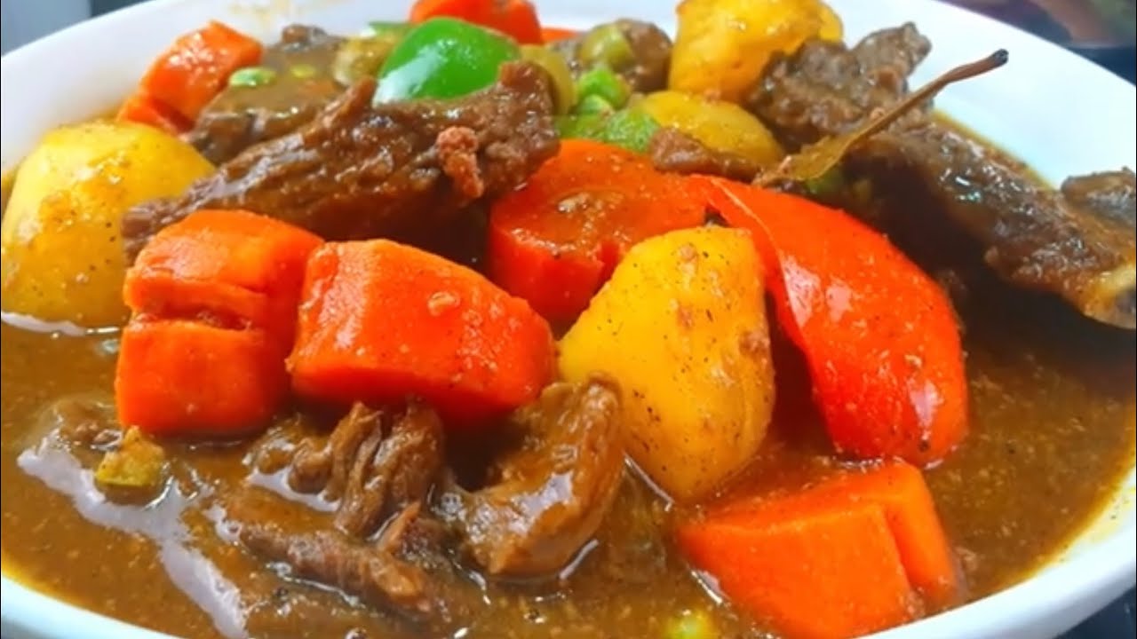 Beef Caldereta Recipe || How to Cook Beef Caldereta || HomeFood LIFE