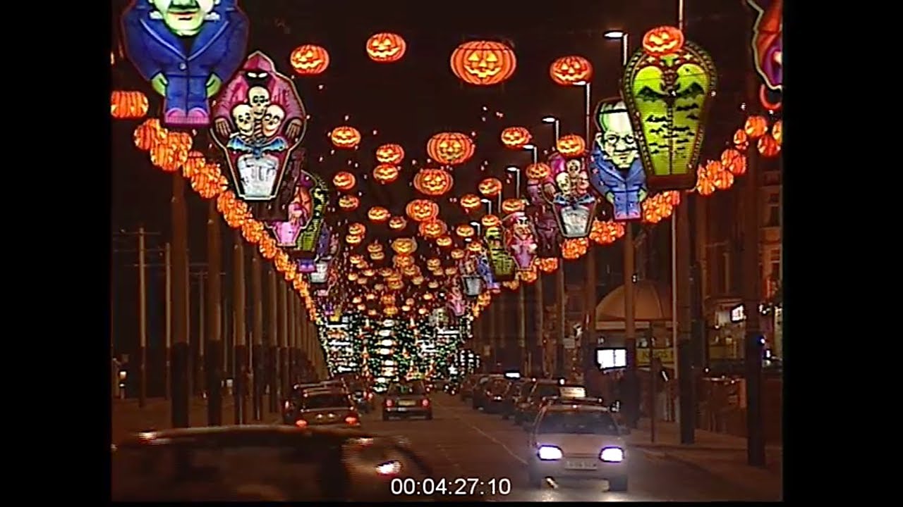 Light of Blackpool at Night, 1990s - Film 1093557