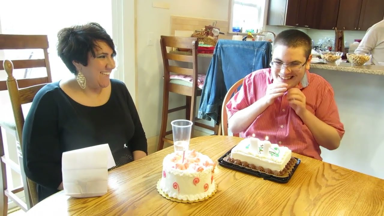 Вечеринка по случаю дня рождения Бена и Марисы 2014