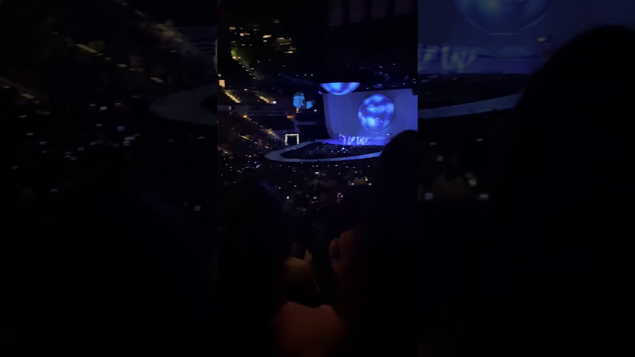 Ariana Grande - Sweetener live in Atlanta, GA 11/19/2019
