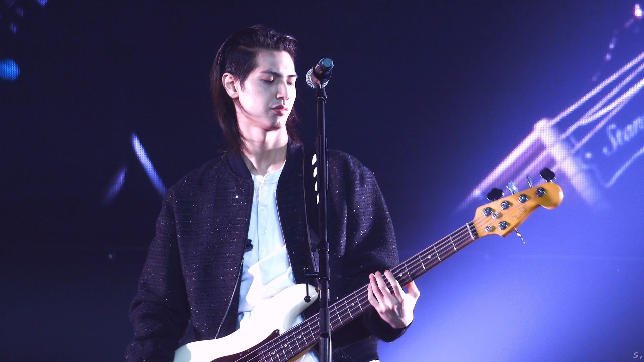 260131 Xdinary Heroes 주연 FIRST MUSIC STATION : LUNATIC
