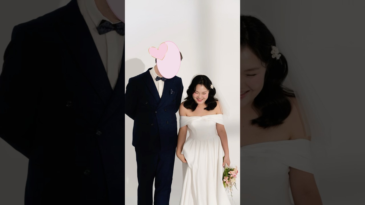 The pre-wedding pictures are here