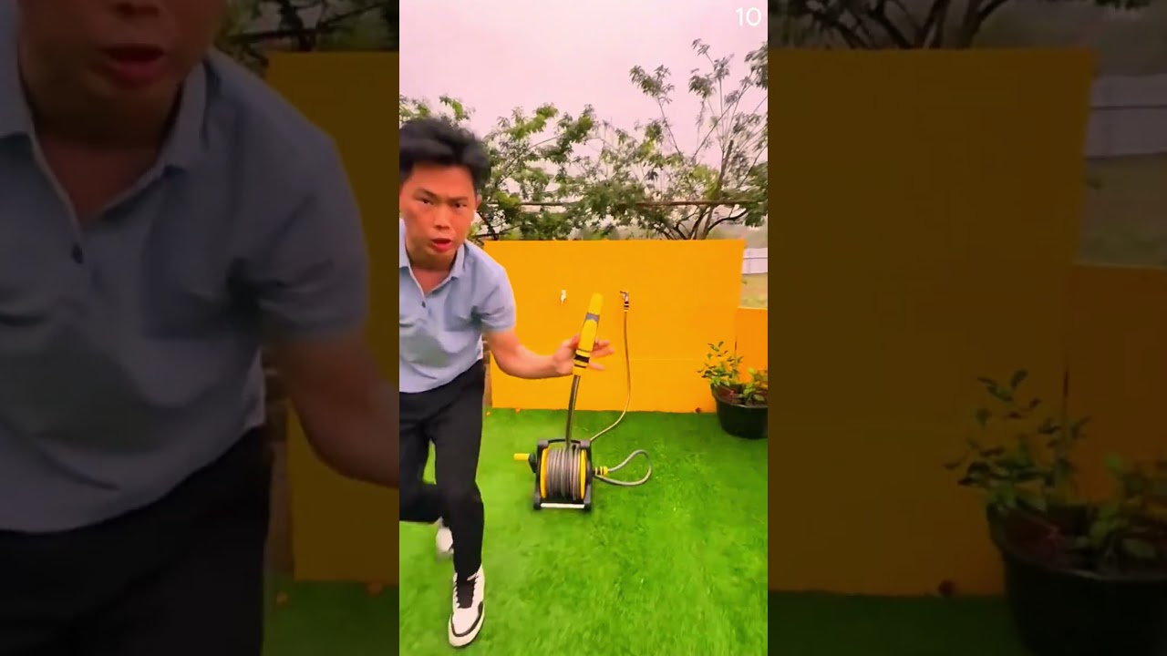 Alat modern penggulung selang air dengan praktis #shorts