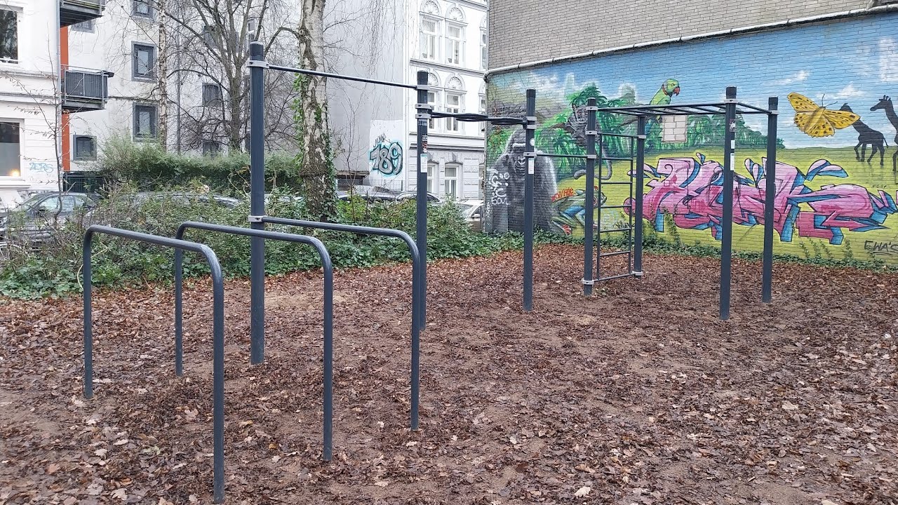 Outdoor Fitness Anlage Osterkirche (Ottensen)