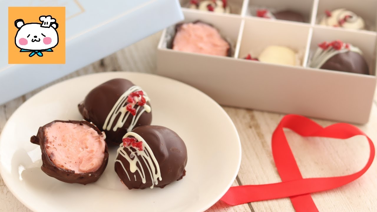 外パリっ♪中とろッ とろけるいちごとホワイトチョコの生チョコトリュフ バレンタインの定番レシピ｜HidaMari Cooking