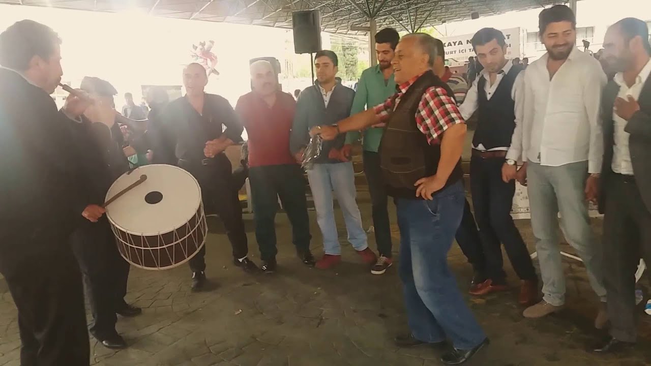 DAVUL ZURNA İLE HALAY