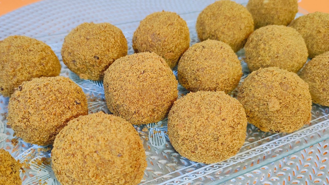 Пирожное медовые шарики. Пальчики оближешь, как вкусно! Приготовьте их на новогодний стол 2026 года!