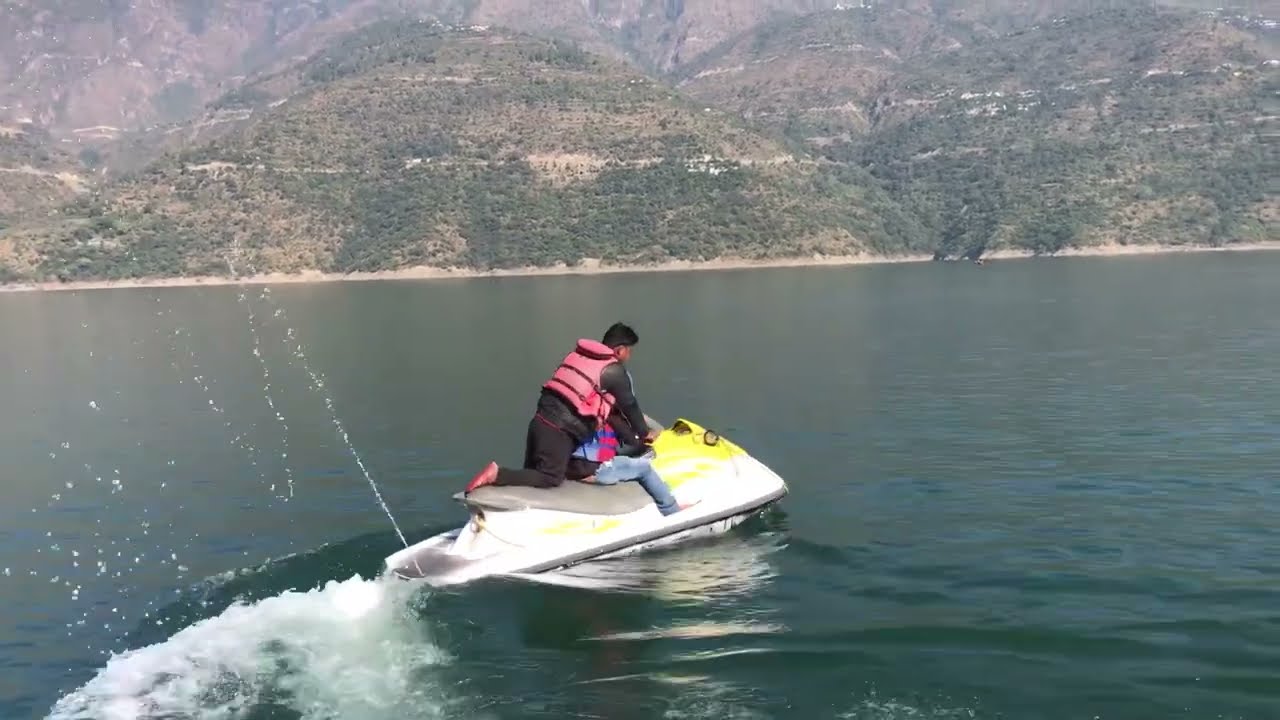 Water Bike Riding in Tehri Lake…#tehridam #watersports #waterbike #travelvlog 