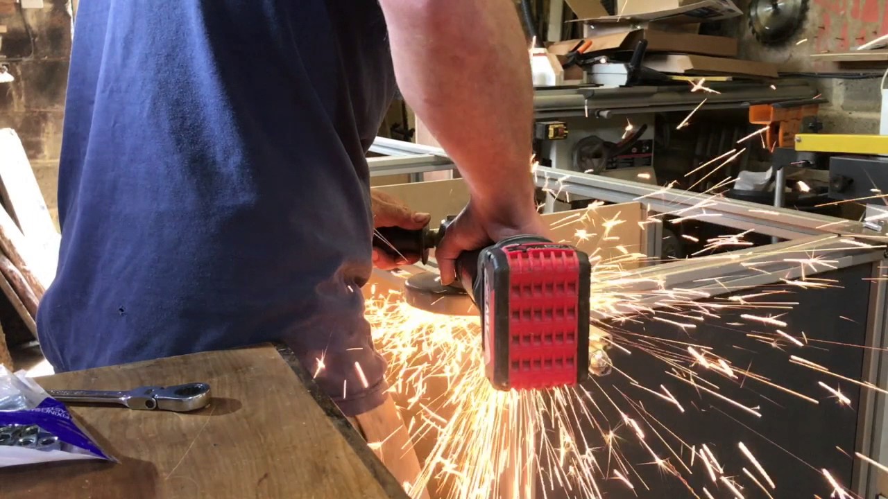 Моя мечта — верстак MFT и станция для торцовочной пилы, часть 2.