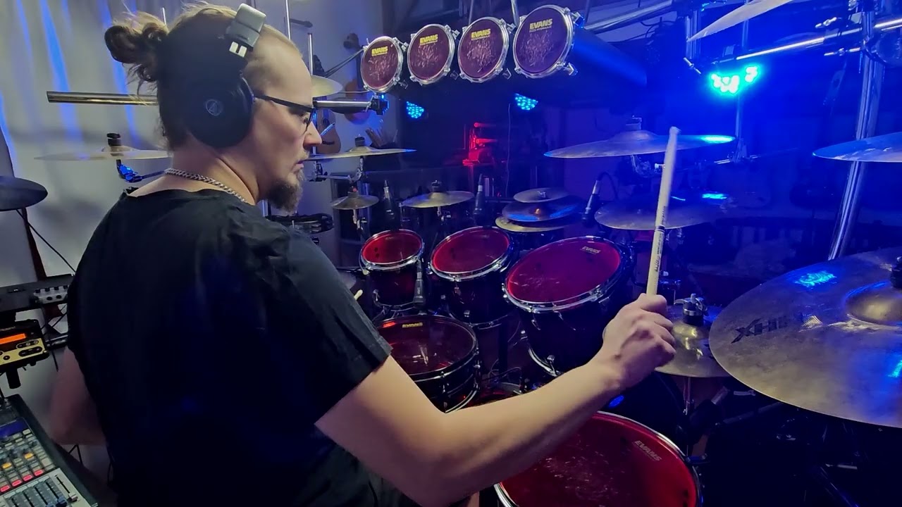 Toto - Mushanga - Drum cover by Daniel Adolfsson