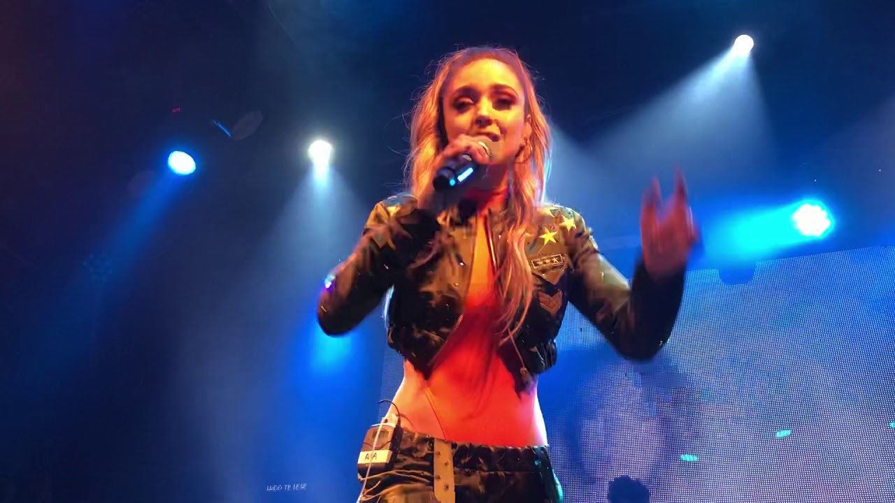 Ana Mena - Te Deseo Lo Mejor - Index Tour - Madrid [12/01/19]