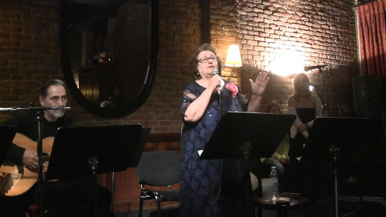 Molly Malone - Ευγενία Συριώτη