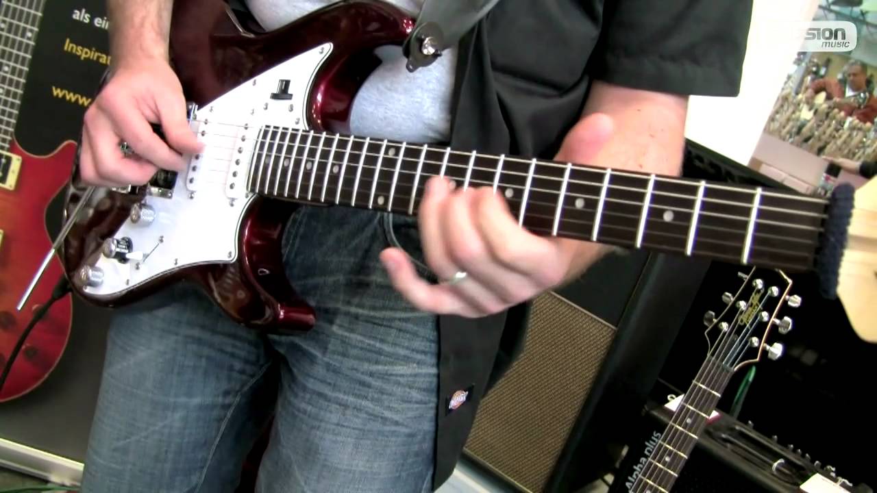 LINE 6 JTV-69 James Tyler Variax CAR mit Christian Basener
