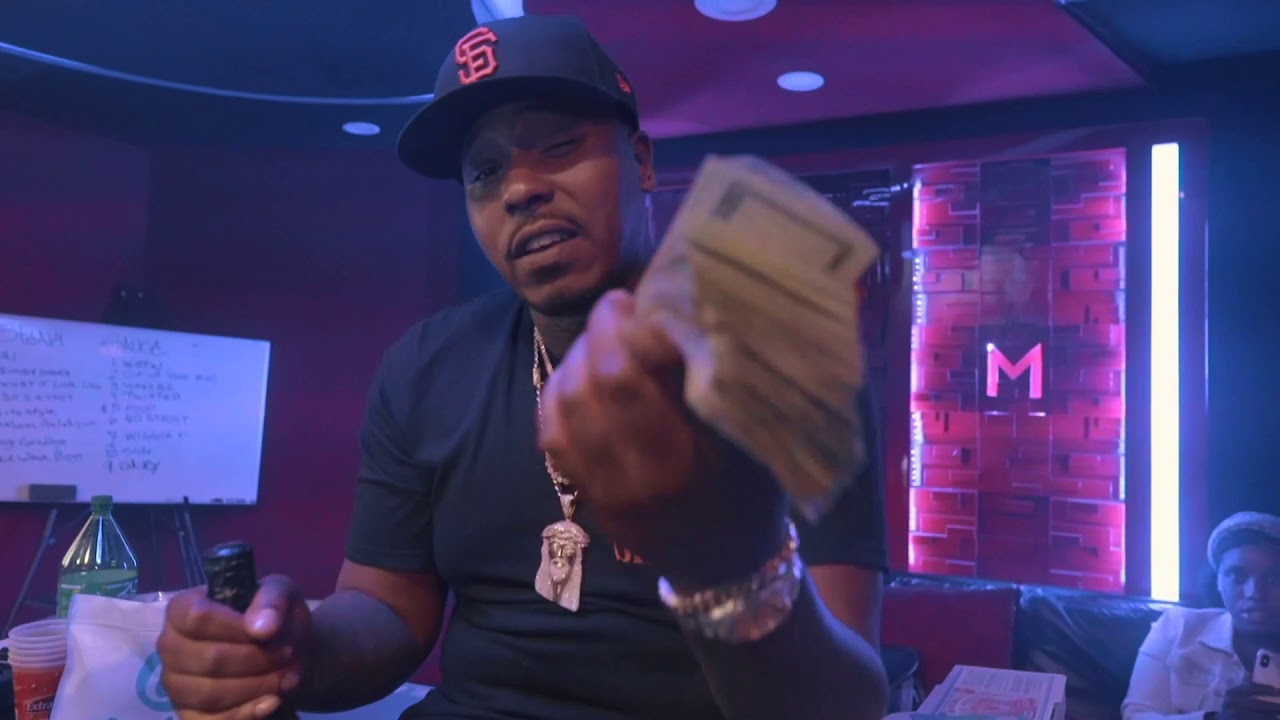 JFK Waxx feat. 40 Ourty - Take A Look (Official Video)