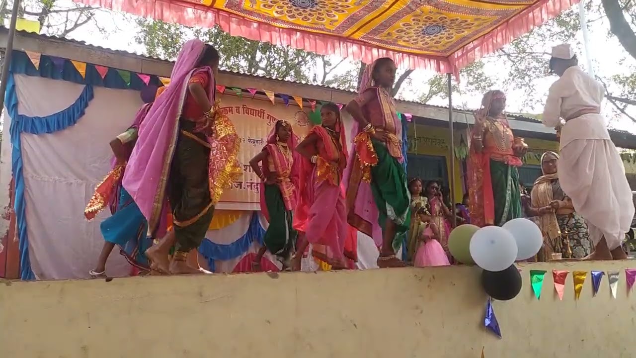 याहा मोगी माता आरती कलाकार  विद्यार्थी मराठी शाळा उमदै बु!!