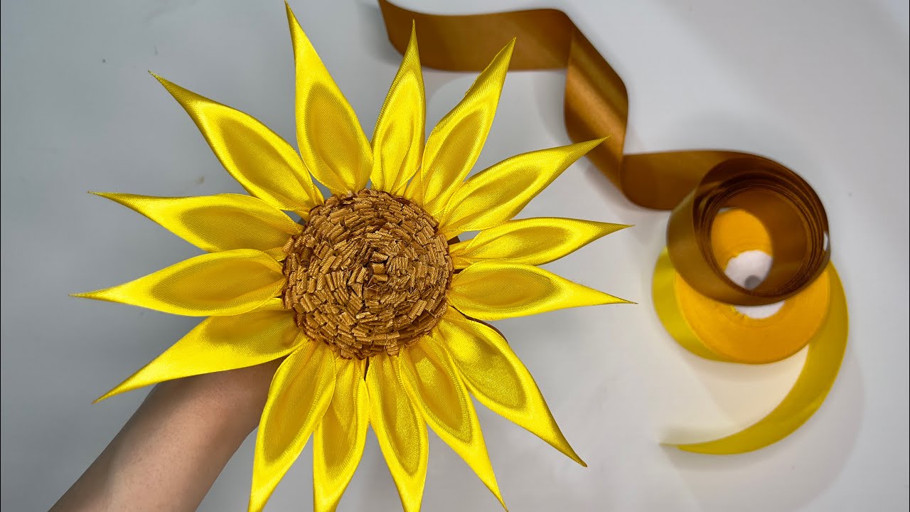 Easy DIY Satin Ribbon Sunflower Tutorial : How to Make a Forever Sunflower with Ribbon