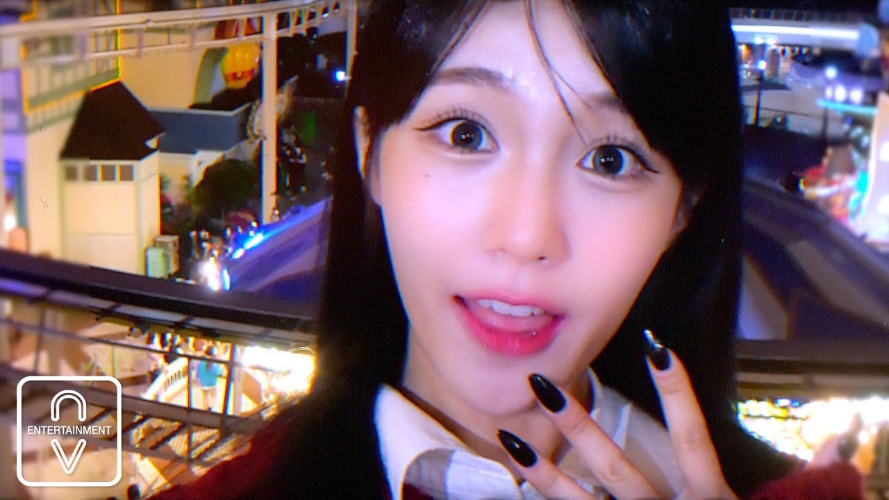 woo!ah! (우아!) &ndash; 'Rollercoaster' Selfcam (Adventure Ver.)