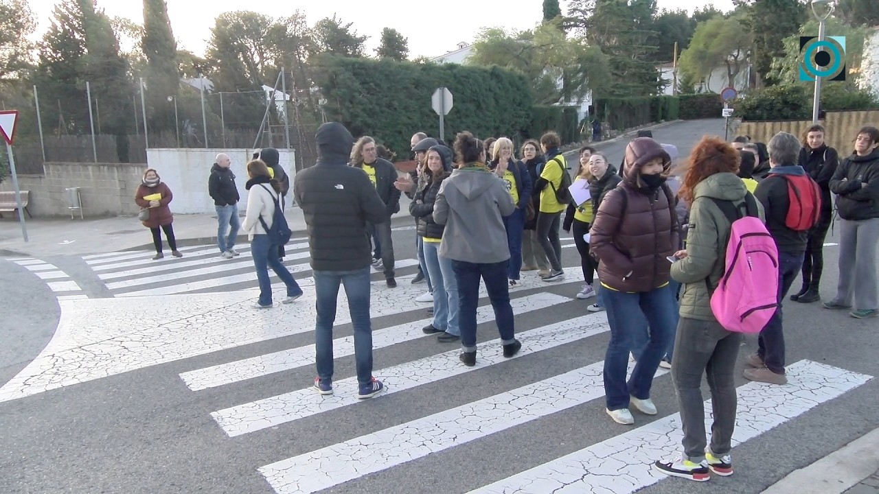 Els centres escolars públics de la Selva fan front comú per reclamar una educació de qualitat