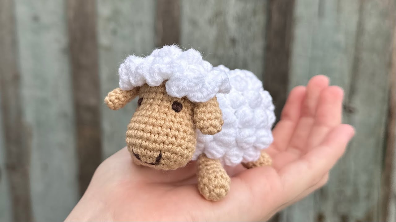 tutorial: crochet SHEEP, part 1 (paws, ears, tail)