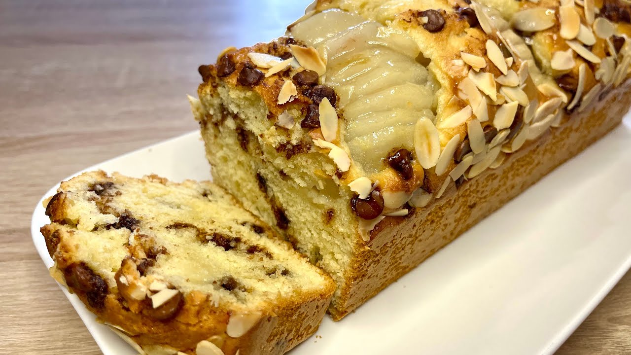 Délicieux Gâteau Poire-Amandes aux pépites de Chocolat 🍫🍐