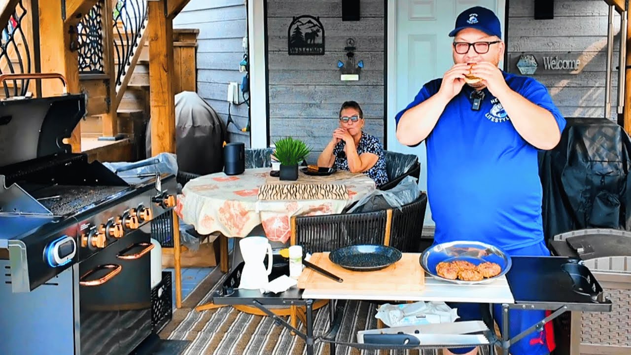 Mom's Home-Made Moose Burgers