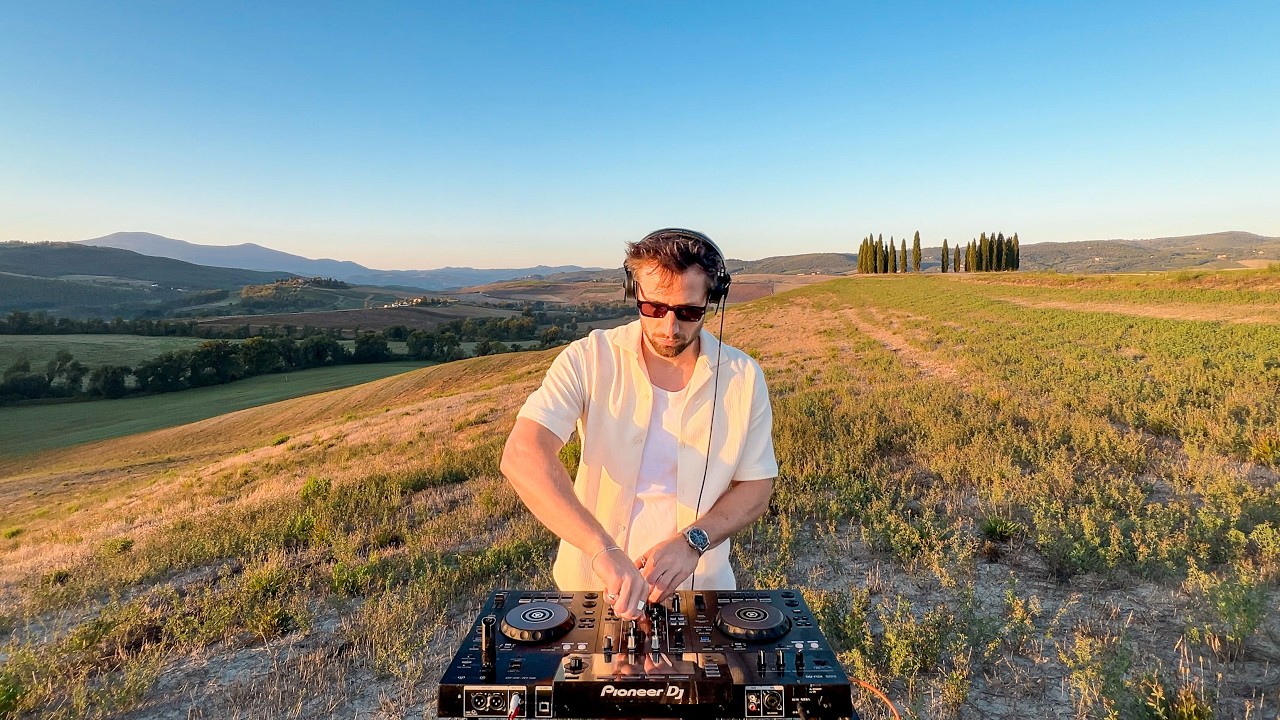 Melodic House Mix in Tuscany 🇮🇹 | Elderbrook, Tinlicker, Antdot, Monolink, Sultan + Shepard