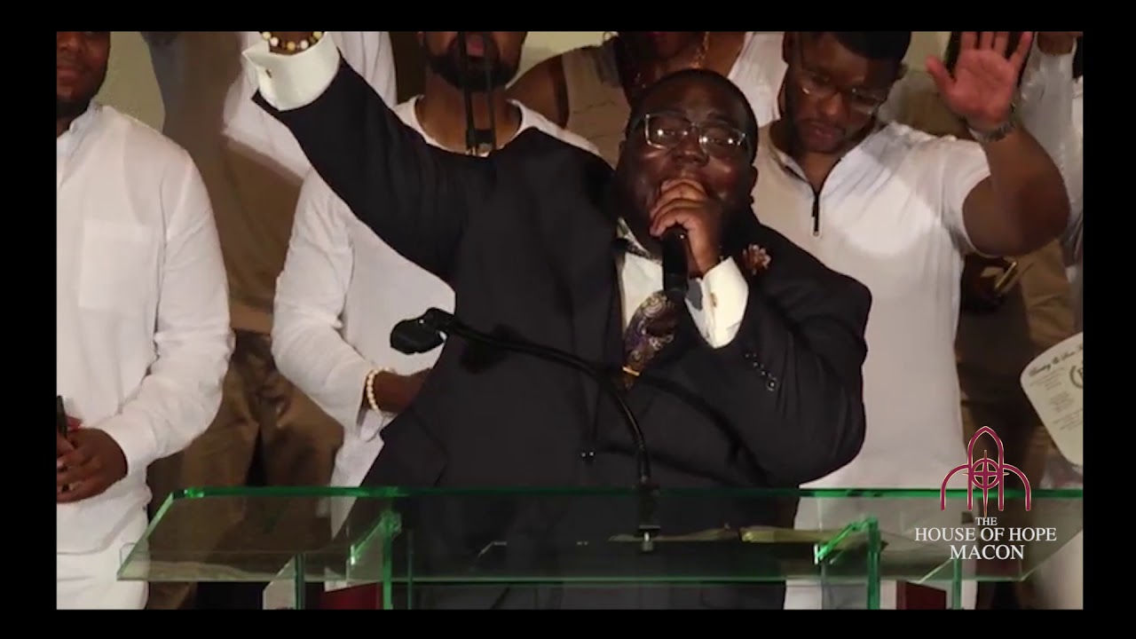 Praise Medley by Preacher Michael Lampkin