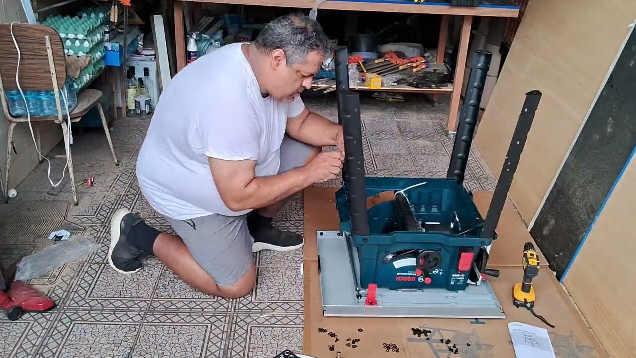 Assembling BOSH GTS274