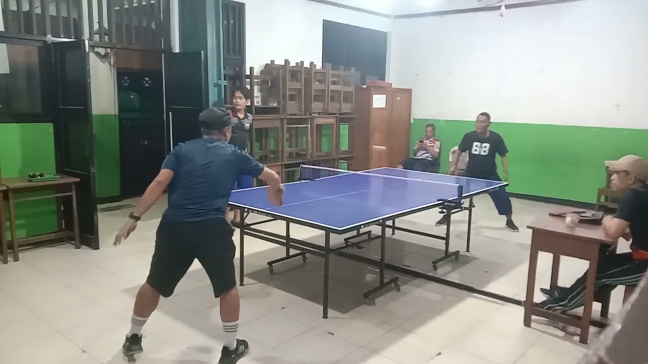 Idrus vs Agus// latihan pingpong bikin semangat 