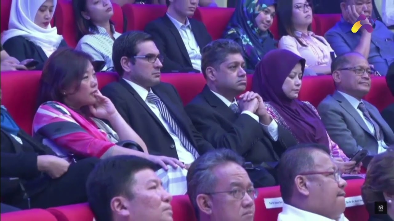 MUSTAHIL SEORANG INDIVIDU JATUHKAN KERAJAAN 