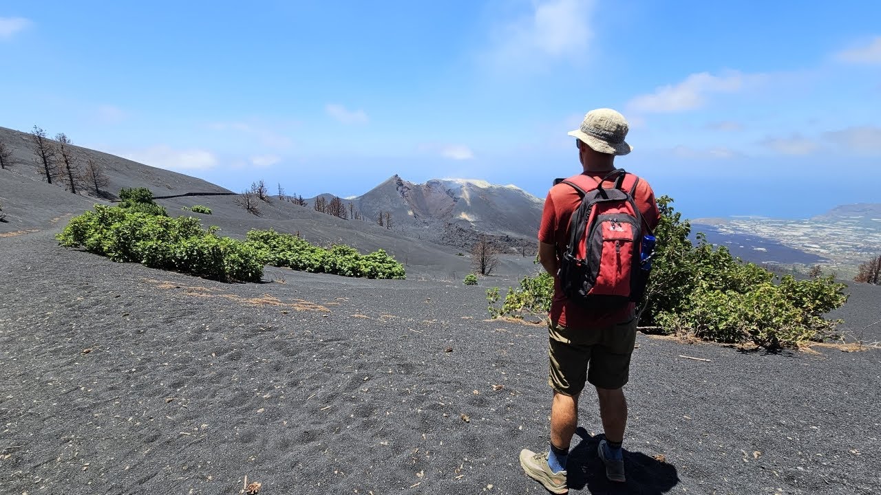 Tajogaite Volcano 2021 Eruption, Trail to the Crater - Parque Natural Cumbre Vieja - La Palma 4K