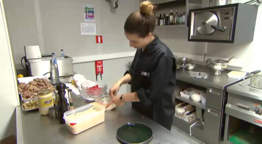 Hebben Stefanie en Maël het varken van Twenty-Two 'gestolen'? | Mijn Pop-uprestaurant! | VTM