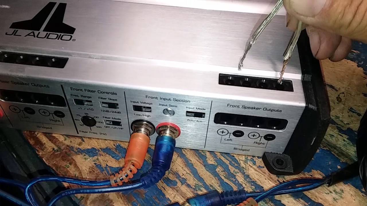 JL Audio 300/4